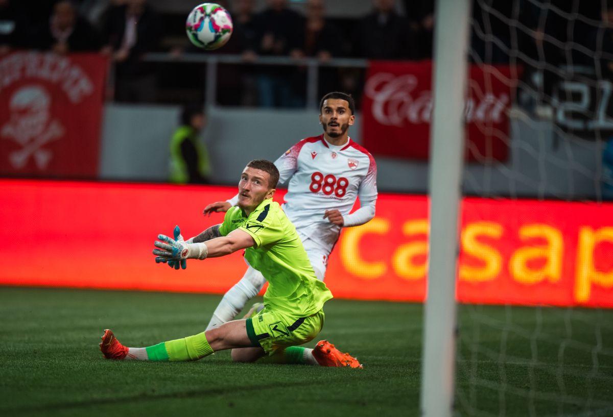 Ce s-a întâmplat la pauză? Leo Grozavu recunoaște: „Am intrat un pic în ei!” + ce a remarcat la Burcă: „E de apreciat”