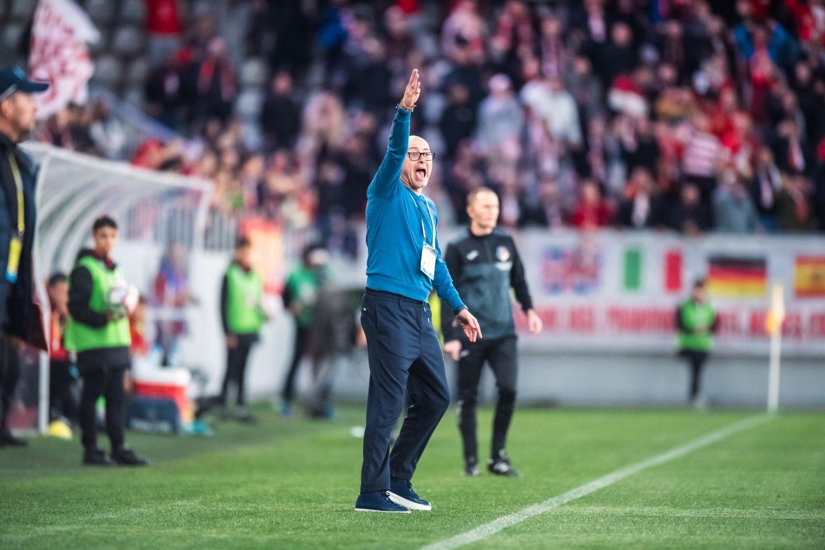 Rămâne doar barajul » Dinamo, năucită în repriza secundă a meciului cu Poli Iași! Cum arată ACUM clasamentul și lupta pentru promovare