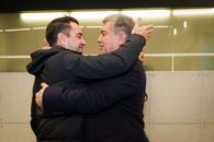 Xavi explică de ce s-a răzgândit și rămâne la Barcelona: „Îl văd câștigător”