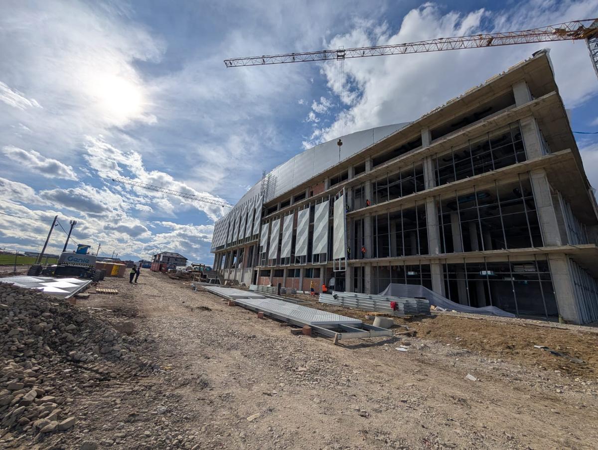 Bijuteria din nord-estul României prinde contur » Arena de 35.000.000 de euro va fi gata în septembrie
