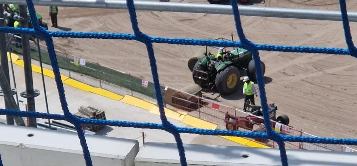 Lucrările de reconstrucție ale Spotify Camp Nou au ajuns în faza de montat gazonul