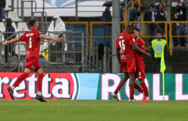 Veste excelentă! Trei români sunt la un pas să evolueze în Serie A din sezonul viitor