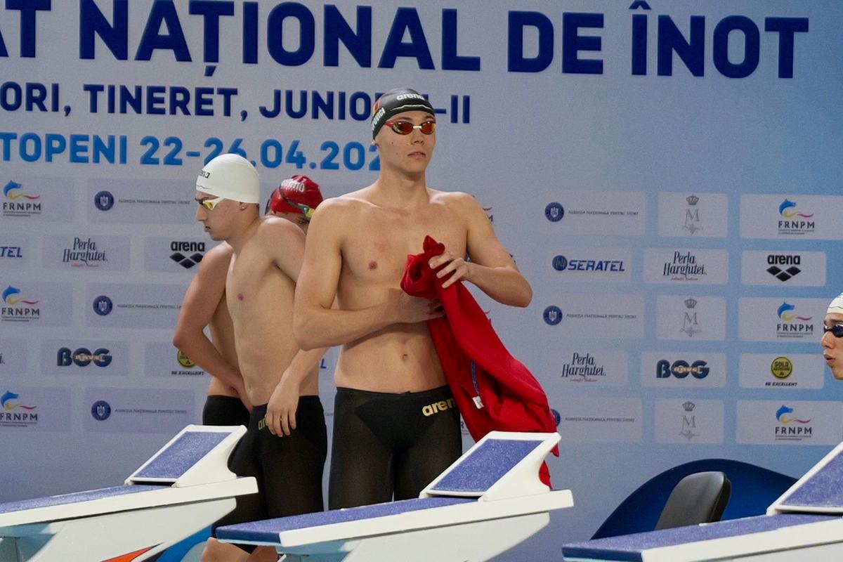 David Popovici, a PATRA medalie de aur la campionatele naționale de la Otopeni » Campionul mondial a scos al 5-lea timp al sezonului
