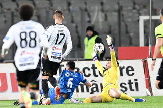 FRF a ales arbitrul finalei Cupei României dintre Craiova și U Cluj » „Inamicul” lui Sorin Cârțu, delegat la meciul cu trofeul pe masă