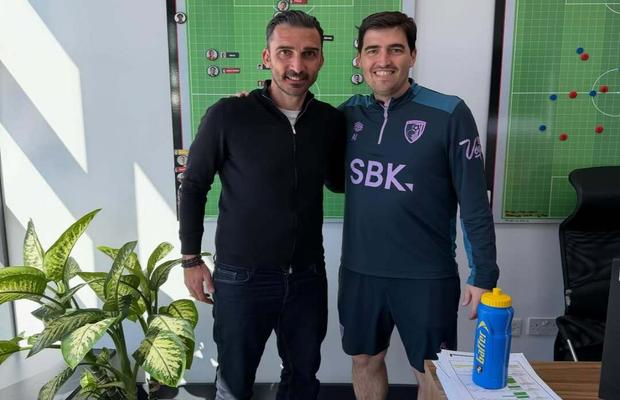 Elias Charalambous, în vizită la echipa din Premier League, la doar o zi de când Gigi Becali a spus că îl vrea înapoi la FCSB