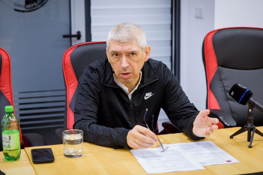 Bugetul academiei Csikszereda este asigurat în proporție de 80% de către guvernul maghiar. În imagine, președintele Zoltan Szondi De ce tace Peter Magyar? Două scenarii negre pentru Csikszereda și Sepsi