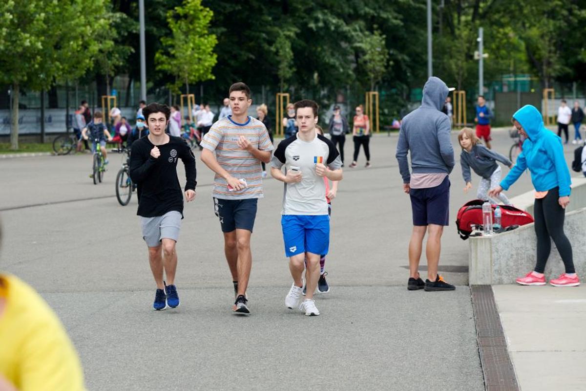 Sport sub lacăt