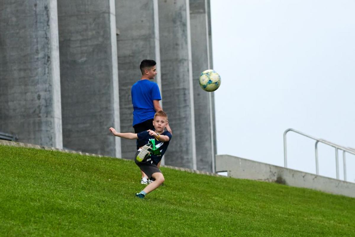 Sport sub lacăt