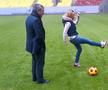 Andreea Esca și Gică Hagi, în timpul unui interviu din 2015 // Sursă foto: Captură YouTube