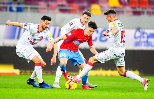 Președintele Iuliu Mureșan va discuta azi și mâine cu 9 fotbaliști aflați la final de contract: „Unora le vom propune să rămână și sezonul viitor, altora doar până la finalul celui în curs”.