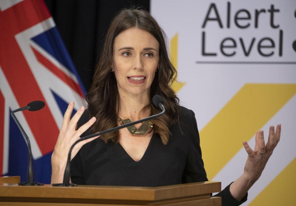 VIDEO Câtă stăpânire! Cum a reacționat Jacinda Ardern, premierul Noii Zeelande, surprinsă în direct de un cutremur puternic
