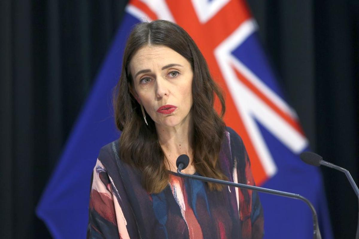 VIDEO Câtă stăpânire! Cum a reacționat Jacinda Ardern, premierul Noii Zeelande, surprinsă în direct de un cutremur puternic