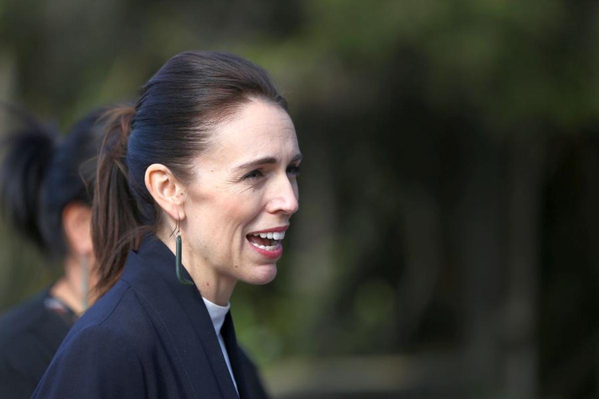 VIDEO Câtă stăpânire! Cum a reacționat Jacinda Ardern, premierul Noii Zeelande, surprinsă în direct de un cutremur puternic