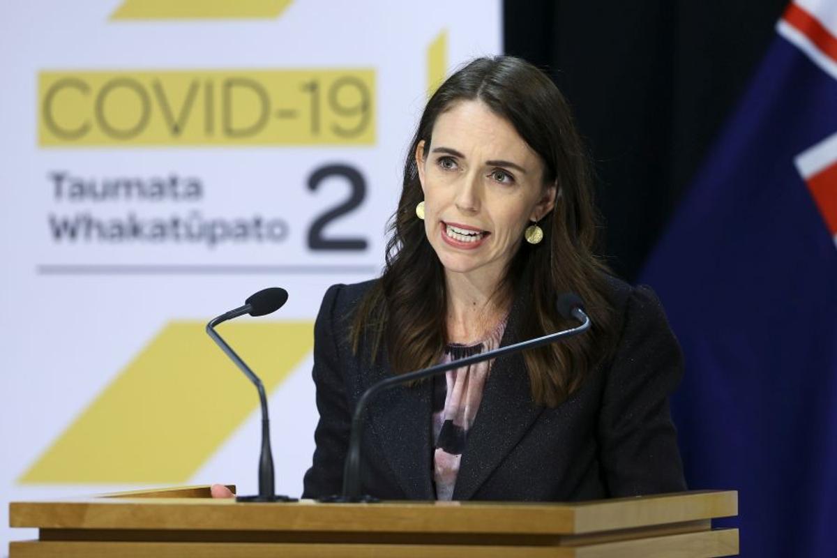 VIDEO Câtă stăpânire! Cum a reacționat Jacinda Ardern, premierul Noii Zeelande, surprinsă în direct de un cutremur puternic