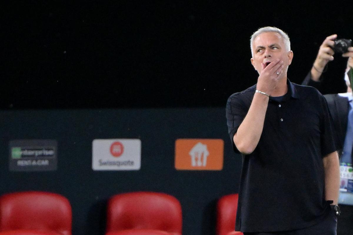 AS Roma - Feyenoord, prima finală Conference League, arbitrată de Istvan Kovacs