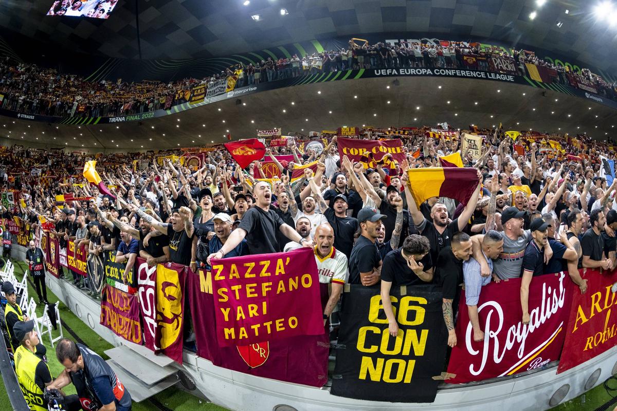 Mou e din nou Specialul! Primul trofeu continental pentru AS Roma » Kovacs a trecut marele test: două faze aprinse, judecate corect