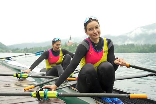 Simona Radiș și Ancuța Bodnar după cursa de azi Foto Balint Czucz Photography