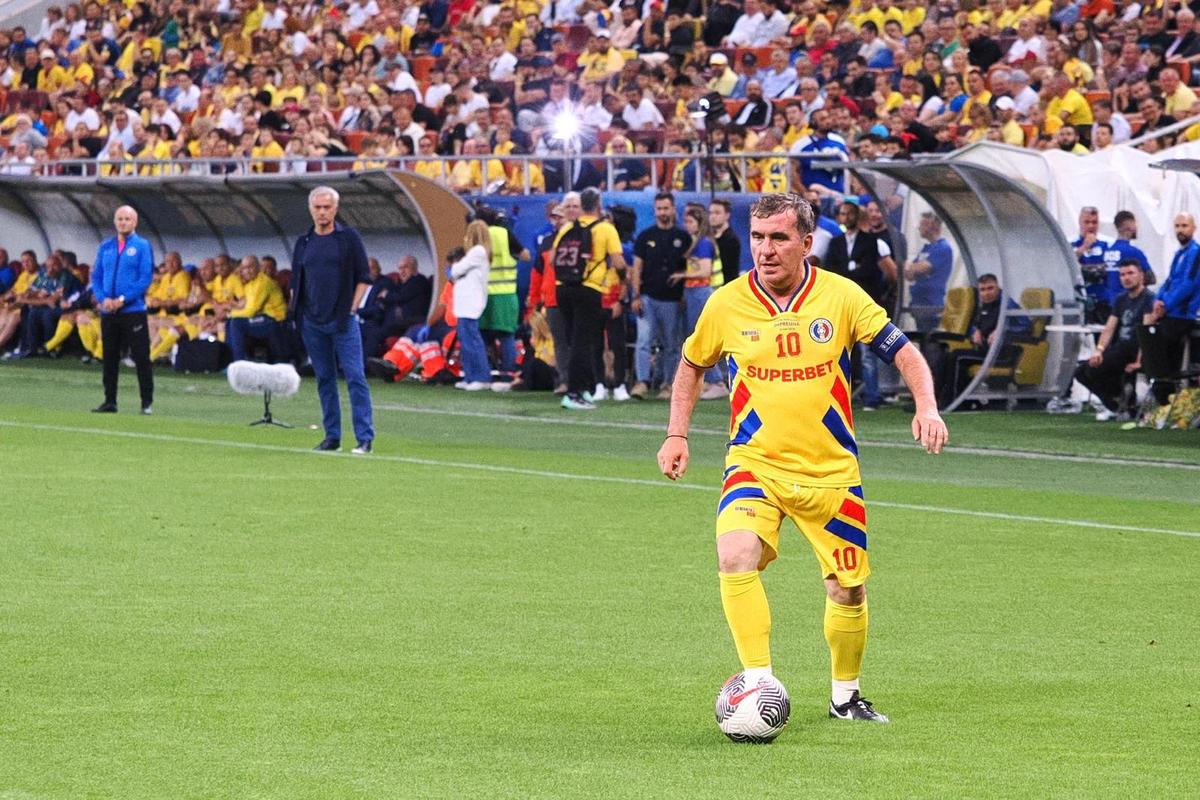 Generația de Aur – Legendele Lumii, meciul de adio al eroilor României » Victorie de senzație pentru „tricolori”! Gheorghe Hagi a făcut spectacol