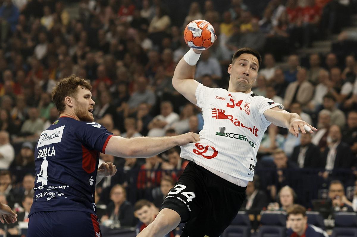 Xavi Pascual a început conferința cu o glumă, apoi lucrurile au devenit serioase » Plan clar pentru Dinamo