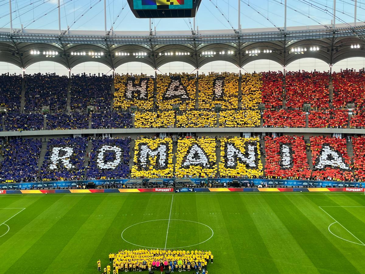 Mai mulți ca niciodată! Nou record de spectatori stabilit pe Arena Națională la meciul de retragere al Generației de Aur
