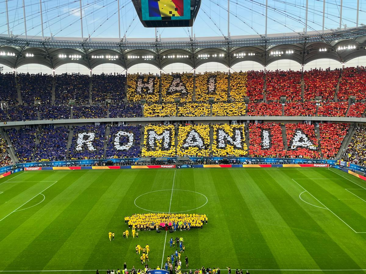 Mai mulți ca niciodată! Nou record de spectatori stabilit pe Arena Națională la meciul de retragere al Generației de Aur