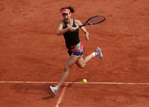 Sorana Cîrstea pe zgura de la Paris în 2021 când a atins optimile de finală FOTO Guliver/GettyImages