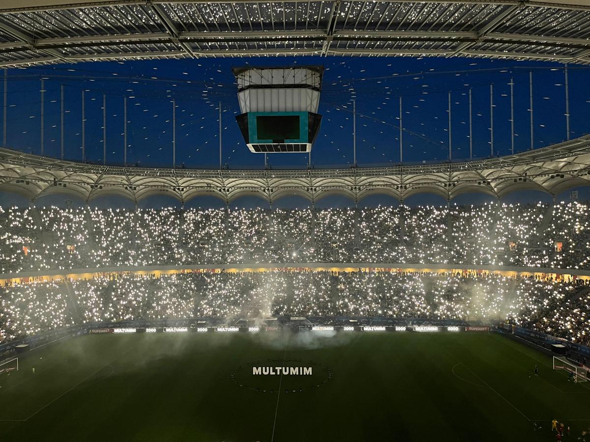 Atmosferă superbă la meciul de retragere al Generației de Aur