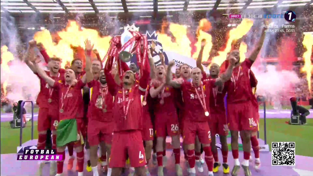 Liverpool a primit trofeul de campioană în Premier League