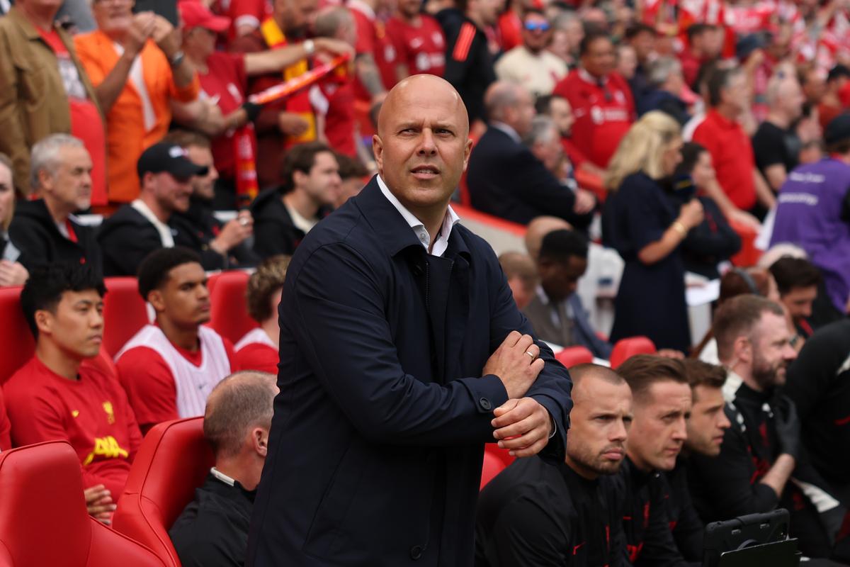 Liverpool a primit trofeul de campioană în Premier League