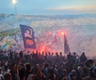 Nebunie! Fostul atacant de la Rapid a luat titlul ca antrenor, deși pornea cu a treia șansă! Trofeu adus cu elicopterul