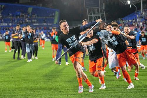 Iago Aspas și jucătorii Celtei sărbătorind calificarea în Europa // foto: Guliver/gettyimages