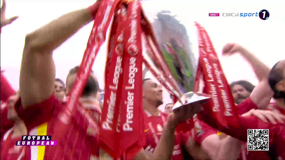 Liverpool a primit trofeul de campioană în Premier League