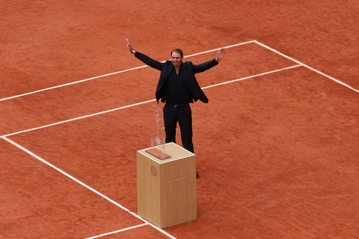 Rafael Nadal, omagiat la Roland Garros printr-o ceremonie emoționantă