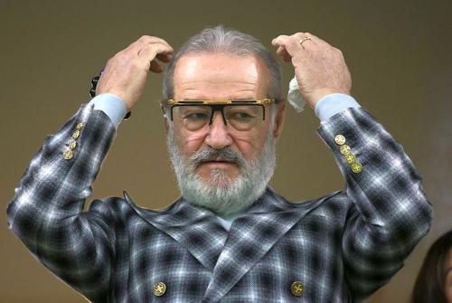 Gigi Becali a asistat de la stadion la FCSB - Universitatea Craiova 1-0, meciul în care roș-albaștrii au sărbătorit câștigarea titlului