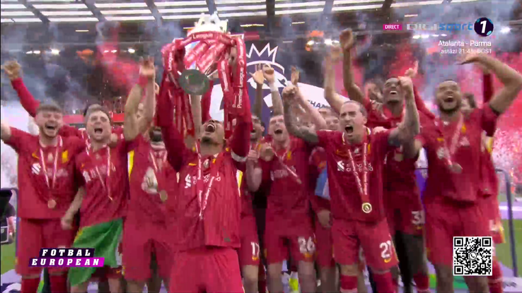 Liverpool a primit trofeul de campioană în Premier League, foto: captură Digi Sport