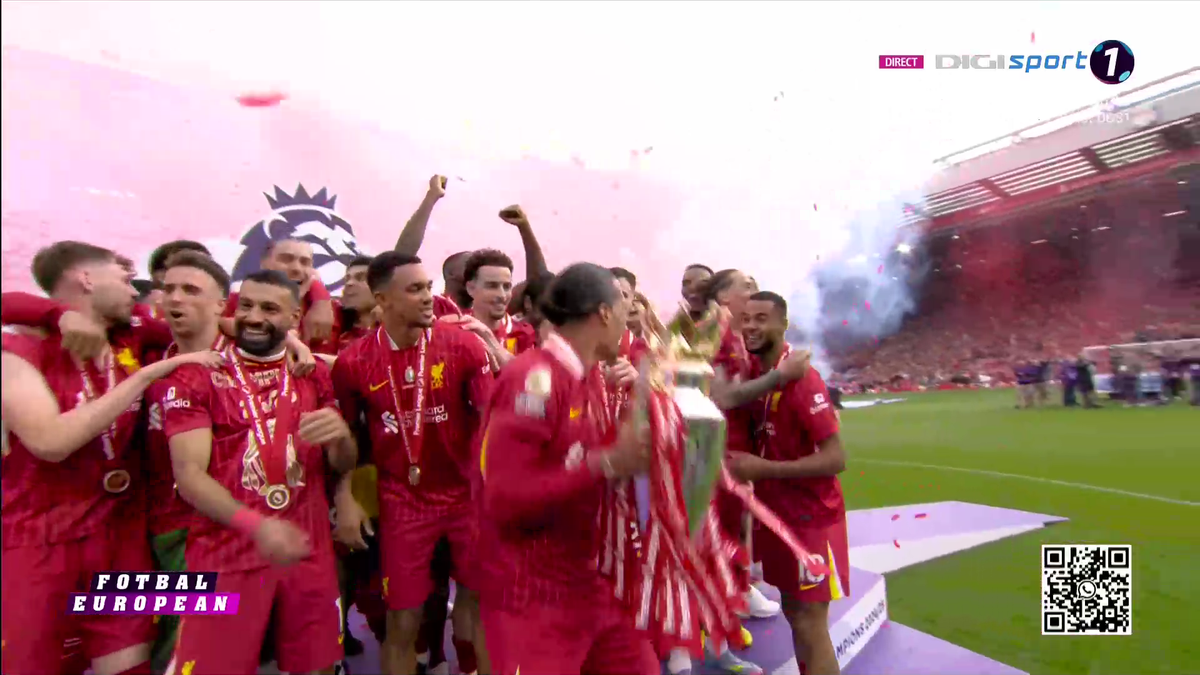 Liverpool a primit trofeul de campioană în Premier League