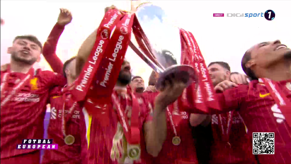 Liverpool a primit trofeul de campioană în Premier League