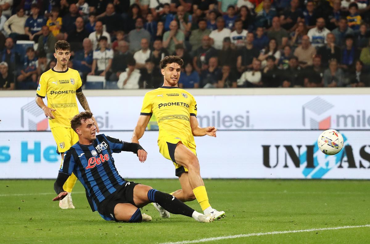 Atalanta - Parma 2-3 » Încă o revenire de senzație datorită schimbărilor lui Cristi Chivu și „cruciații” rămân în Serie A!