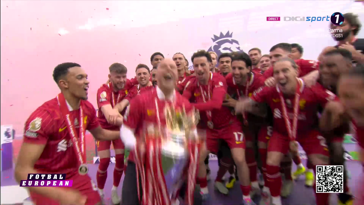 Liverpool a primit trofeul de campioană în Premier League