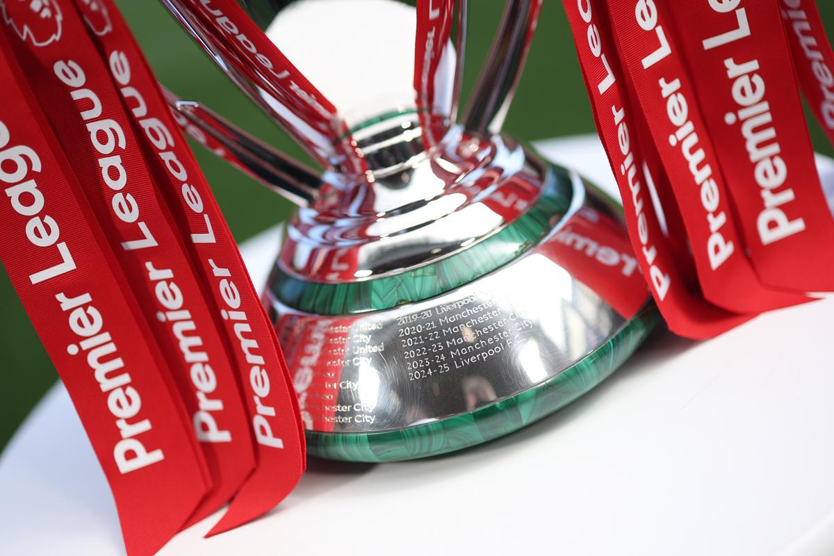 Liverpool a primit trofeul de campioană în Premier League