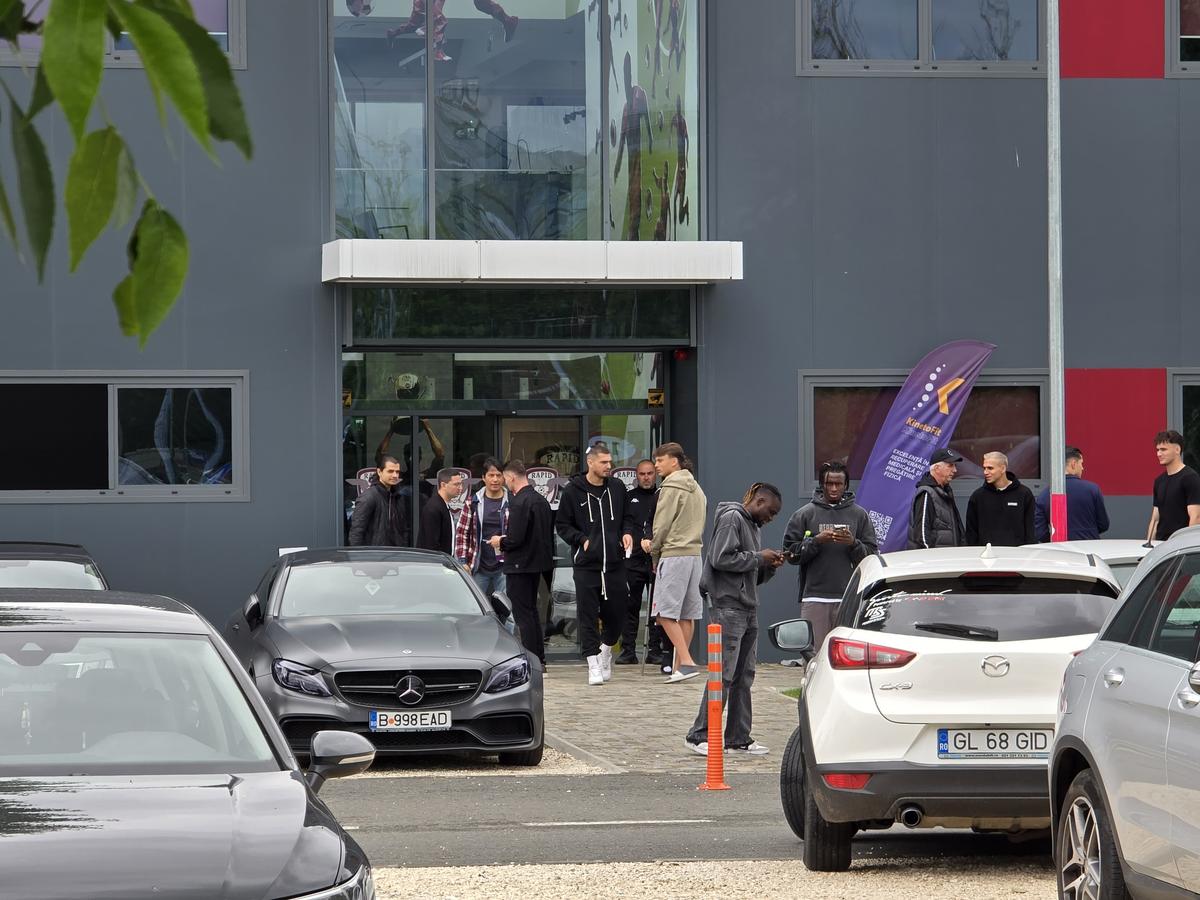 Dan Șucu i-a băgat în ședință pe jucătorii Rapidului: ce s-a întâmplat duminică la prânz