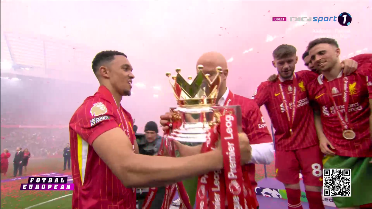 Liverpool a primit trofeul de campioană în Premier League