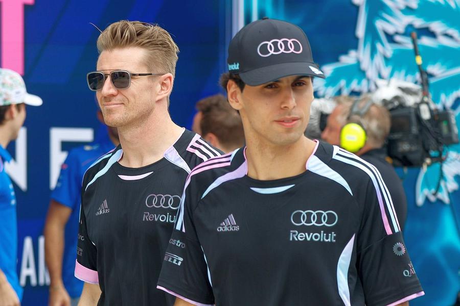 Piloții Audi, Nico Hulkenberg și Gabriel Bortoleto. Foto: Imago Audi și-a setat un obiectiv îndrăzneț în Formula 1: „Luptăm pentru titlul mondial”