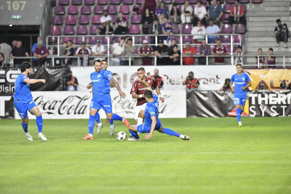 Rapid - Universitatea Craiova 0-0 » Să vină Pancu! Egal fără sare și piper în ultimul meci al play-off-ului. Campioana și-a respectat eticheta la București