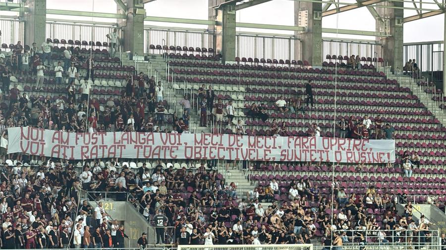 Rapid - Universitatea Craiova 0-0 » Să vină Pancu! Egal fără sare și piper în ultimul meci al play-off-ului. Campioana și-a respectat eticheta la București