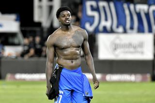 Fizic de bodybuilding » Steven Nsimba a oferit imaginea serii pe Giulești