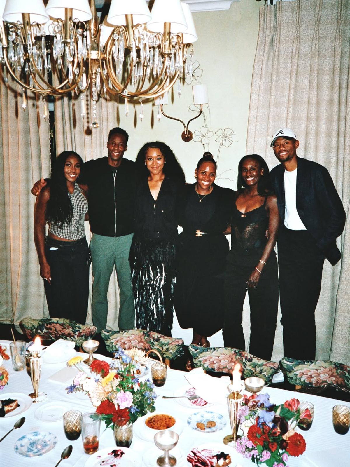Naomi Osaka a organizat la Paris o petrecere doar pentru tenismeni de culoare » Imagini din interior