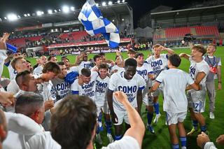 „Como si dice Champions?” » Bucurie în stradă după prima calificare în Liga Campionilor + Discursul lui Fabregas: „Dați o petrecere mare, meritați totul!”