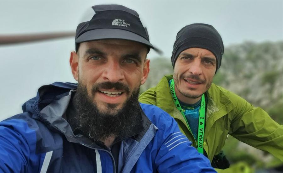 Ștefan și George Tudor, temerari ai alergării Everesting de România » Doi frați au străbătut în urcare timp de 23 de ore distanța egală cu înălțimea de 8.848 de metri