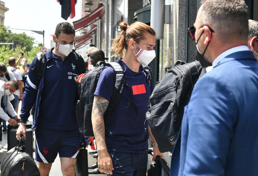 Naționala Franței a ajuns azi în România, la ora 13:17. Zborul campioanei mondiale a avut o întârziere de 25 de minute față de programul inițial.